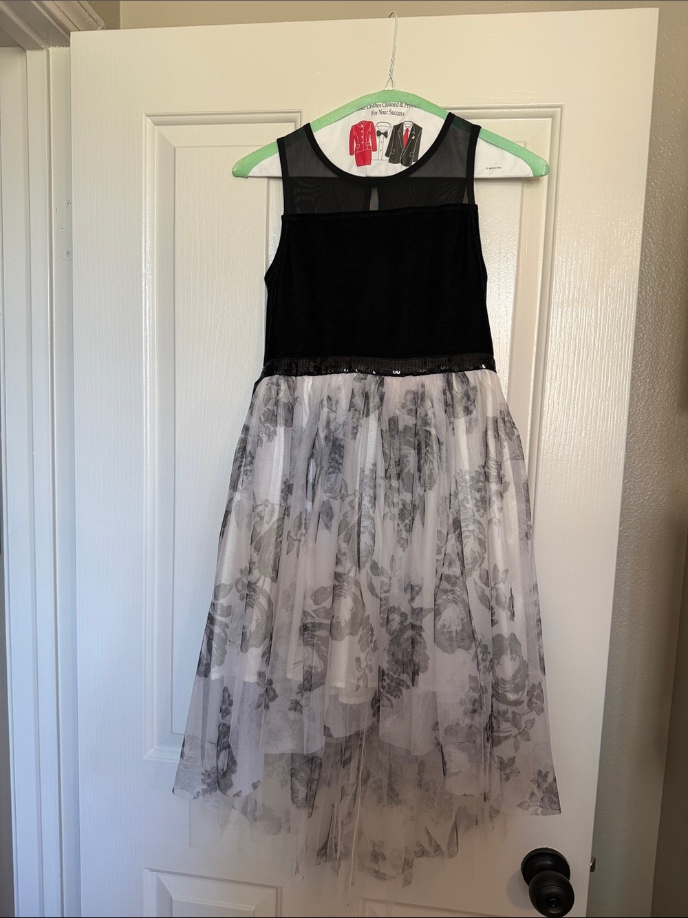 Elegant Black and White Floral High-Low Party Dress for Girls